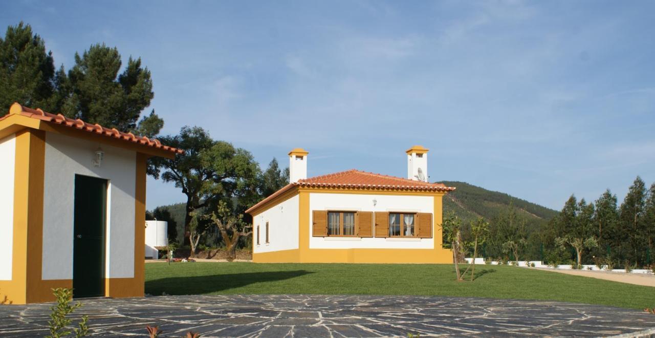 Casa Da Eira Em Dornes - Casa De Campo Familiar Com Piscina Konuk evi Dış mekan fotoğraf