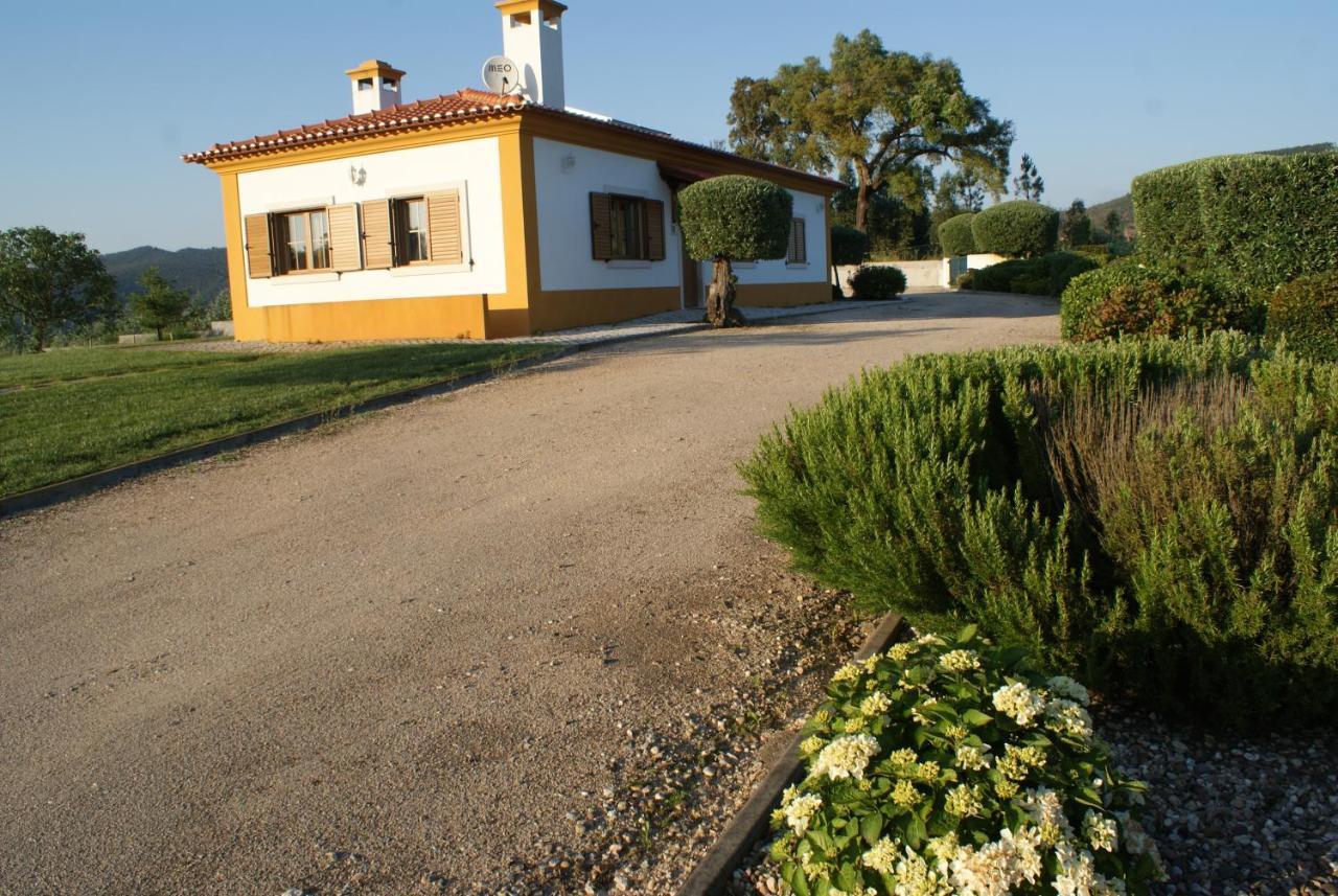 Casa Da Eira Em Dornes - Casa De Campo Familiar Com Piscina Konuk evi Dış mekan fotoğraf