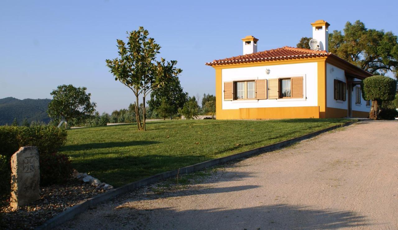 Casa Da Eira Em Dornes - Casa De Campo Familiar Com Piscina Konuk evi Dış mekan fotoğraf